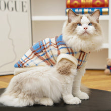 Load image into Gallery viewer, 4-42.5kg Dog Wear Pet Warm Winter Clothes Cute Soft Fashionable Pet Seasonal Outfit Golden Retriever Corgi and Cat Labrador Families
