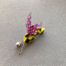 Load image into Gallery viewer, Insect-shaped Feather Cat Toy Replacement Head DIY Replace Cat Teaser Stick Replacement Pendant Pet Toy Accessories For Cat Owners/Lovers
