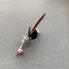 Load image into Gallery viewer, Insect-shaped Feather Cat Toy Replacement Head DIY Replace Cat Teaser Stick Replacement Pendant Pet Toy Accessories For Cat Owners/Lovers
