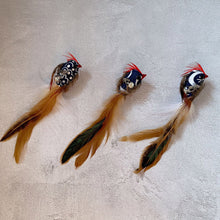 Load image into Gallery viewer, Realistic Bird-Shaped Feather Cat Toy Replacement Head DIY Replace Cat Teaser Stick Replacement Pendant Pet Toy Accessories For Cat Owners/Lovers
