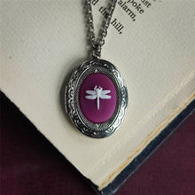 Load image into Gallery viewer, New Fashion Retro Dragonfly Pendant Necklace Ladies Oval Collarbone Necklace Black Red Purple Niche Personalized Witch Jewelry Accessories
