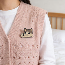 Load image into Gallery viewer, Kawaii Cute Thumb Up Crying Cat Enamel Pin Funny Animal Brooch Lapel Backpack Badge Alloy Jewelry Accessories Gifts For Cat Lovers Friends
