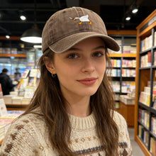 Load image into Gallery viewer, Goose Embroidery Baseball Cap Unisex Adjustable Solid Color Casual Fashion Trucker Couple Tide Caps
