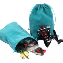 Load image into Gallery viewer, Portable Fishing Reel Protective Storage Bag for Spinning Baitcasting Reels Flocking Pouch for Lure Fishing Gear Accessories
