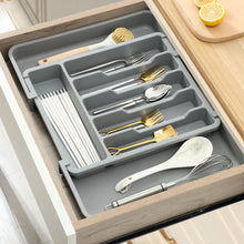 Load image into Gallery viewer, Upgraded Adjustable Cutlery Organizer Expandable Plastic Storage Tray With Divided Slots Silverware Holder For Forks Knives Kitchen Utensil Drawer Organizer
