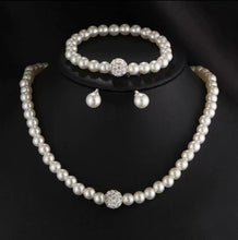Load image into Gallery viewer, 3 Pcs Imitation White Pearl Jewelry Set Silver Color Crystal Rhinestone Necklace Bracelet Stud Earrings Elegant Bridal Luxury Women Birthday Party Gift
