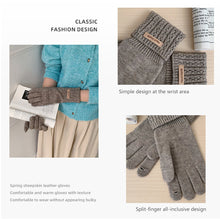 Load image into Gallery viewer, Women Knitted Gloves Thickened Anti-Slip Touchscreen Gloves Cycling Warm Gloves Winter Outdoor Windproof Equipment
