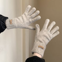 Load image into Gallery viewer, Women Knitted Gloves Thickened Anti-Slip Touchscreen Gloves Cycling Warm Gloves Winter Outdoor Windproof Equipment
