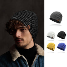 Load image into Gallery viewer, Fashion Warm Knitted Hat Sports Hat Beanie Night Running Reflective Hat Knit Cap Women Men Accessories
