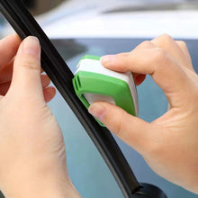 Load image into Gallery viewer, Car Wiper Blade Restoration &amp; Cleaning Tool Wiper Rubber Sharpening &amp; Repair Kit DIY Auto Maintenance Tool
