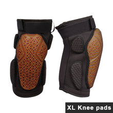 Load image into Gallery viewer, Outdoor Sports Ski Protective Gear Anti-Fall Breathable Hip Pants Knee Pads Safety Equipment for Snowboarding Ice Skating

