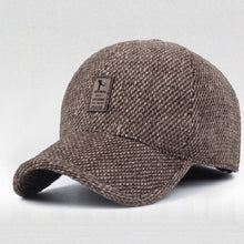 Load image into Gallery viewer, Men Winter Baseball Cap Warm Windproof Hat Thickened Woolen Knitted Ear Protection Cap Outdoor Sport Running Earflap Hat

