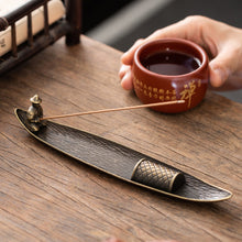 Load image into Gallery viewer, Fisherman Boat Shaped Incense Burne Incense Holder Retro Aromatherapy Ornament Creative Sandalwood Incense Insert Home Decoration
