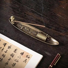 Load image into Gallery viewer, Fisherman Boat Shaped Incense Burne Incense Holder Retro Aromatherapy Ornament Creative Sandalwood Incense Insert Home Decoration

