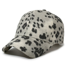 Load image into Gallery viewer, Unisex Leopard Printed Baseball Cap Breathable Adjustable Sun Protection Duckbill Cap For Outdoor Casual Accessories
