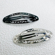 Load image into Gallery viewer, 4Pcs Vintage Y2K Geometric Hollowed Out Oval Metal Hair Clips Punk Side Hair Accessories For Women
