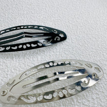 Load image into Gallery viewer, 4Pcs Vintage Y2K Geometric Hollowed Out Oval Metal Hair Clips Punk Side Hair Accessories For Women
