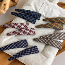 Load image into Gallery viewer, Elegant Sweet Plaid Triangle Hair Clip Simple Side BB Clip Versatile Bangs Hair Accessories For Women

