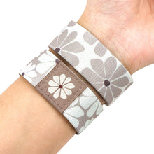 Load image into Gallery viewer, Cartoon Rainbow Puzzle Elastic Wristband Bracelet Fashion Accessories Gift For Kids Women
