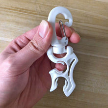 Load image into Gallery viewer, BCD Hose Holder Clip Diving Regulator Retainer Buckle Hook Quick-Release Buckle Pipe Clamp For Dive Snorkeling
