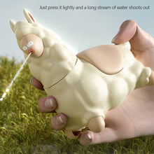 Load image into Gallery viewer, Alpaca Handheld Water Squirt Toy Kids Outdoor Beach Spraying Toy Summer Beach Pool Play Game Gift
