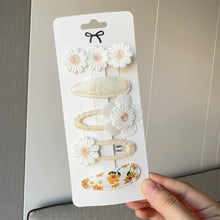 Load image into Gallery viewer, 5Pcs/Set Fabric Daisy Flower Floral Printed Hair Clips Sweet All Match Hair Accessories For School Daily Party
