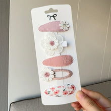 Load image into Gallery viewer, 5Pcs/Set Fabric Daisy Flower Floral Printed Hair Clips Sweet All Match Hair Accessories For School Daily Party
