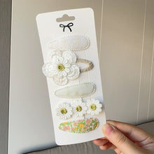Load image into Gallery viewer, 5Pcs/Set Fabric Daisy Flower Floral Printed Hair Clips Sweet All Match Hair Accessories For School Daily Party
