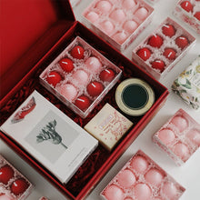 Load image into Gallery viewer, 4/6/9Pcs Strawberry Shaped Scented Aromatherapy Candle Gift Box Handmade Mini Strawberry Candle Party Decoration Home Birthday Gift
