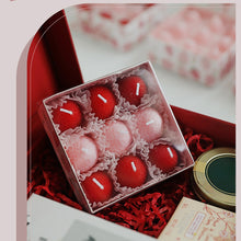 Load image into Gallery viewer, 4/6/9Pcs Strawberry Shaped Scented Aromatherapy Candle Gift Box Handmade Mini Strawberry Candle Party Decoration Home Birthday Gift
