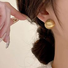 Load image into Gallery viewer, High-end Matte Metal Semicircle Earrings Brushed Frosted Vintage Women Daily Party Fashion Jewelry
