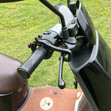 Load image into Gallery viewer, Universal Motorcycle E-Bike Scooter Cruise Control Throttle Assist Throttle Lock Cruise Aid for Long Ride Throttle Stabilizer
