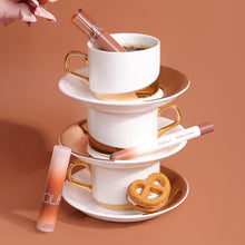 Load image into Gallery viewer, 3Pcs Lip Liner &amp; Water Gloss Lip Tint &amp; Mirror Lipstick Set Long Lasting Non-Sticky Shiny Pearl Moisturizing Makeup Kit
