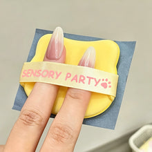 Load image into Gallery viewer, 100Pcs Facial Oil-Blotting Paper with Mirror Removes Shine Without Destroying Makeup Portable Face Oil Control Tool
