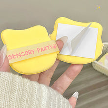 Load image into Gallery viewer, 100Pcs Facial Oil-Blotting Paper with Mirror Removes Shine Without Destroying Makeup Portable Face Oil Control Tool
