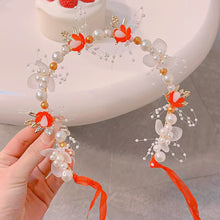 Load image into Gallery viewer, Kids Princess Headband Imitation Pearl Flower Wreath Headband Sweet Floral Bracelet Party Decor Accessory
