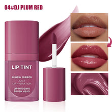 Load image into Gallery viewer, Glossy Mirror Lip Gloss Vibrant Color Long-lasting Kiss-proof Lip Glaze Moisturizing Lip Gloss Waterproof Non-sticky Cosmetic
