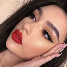 Load image into Gallery viewer, Black Wings Stamp Liquid Eyeliner Easy Cat Eye Template Makeup Tool Wing Long Lasting Waterproof Anti-sweat Eyeliner Stamp
