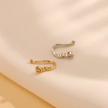 Load image into Gallery viewer, 1Pc U-shape Non Piercing Fake Nose Clip Inlaid Zircon Flower Nose Ring Hip Hop Fashion Body Jewelry For Women

