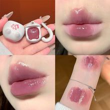 Load image into Gallery viewer, Lightweight Non Stick Mirror Glass Lip Glaze Creative Cute Cat Shaped Clear Transparent Texture Lip Gloss Lip Mud with Lip Brush
