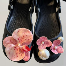 Load image into Gallery viewer, Shoe Charms Set Retro Ballet Shoes Women Charms Pack Cute Flower Shoe Decorations DIY Pearl Diamond Handmade Beads Shoe Accessories
