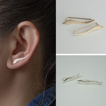 Load image into Gallery viewer, 1 Pair Nature Inspired Delicate Leaf Ear Crawler Ear Vines Sweep Pin Earrings
