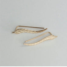 Load image into Gallery viewer, 1 Pair Nature Inspired Delicate Leaf Ear Crawler Ear Vines Sweep Pin Earrings
