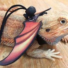 Load image into Gallery viewer, Adjustable Lizard Leather Traction Rope With Wings Reptile Leash Bearded Dragon Anti-Bite Harness Leash Pet Suppiles
