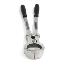 Load image into Gallery viewer, Stainless Steel Ram Bloodless Castration Plier Castrating Sheep Goat Lamb Tool No Blood Thongs Clamp Farm Animal Supplies
