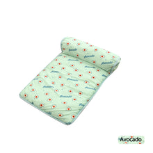 Load image into Gallery viewer, Summer Cooling Pet Dog Mat Breathable Pet Blanket Ice Sleeping Bed Sofa Dog Cushion Cat Puppy Pet Supplies
