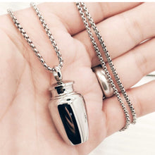 Load image into Gallery viewer, Pet Urn Decorative Pendant Jewelry Openable Earthen Jar Columbarium Shape Pendant for Men Women Stylish Perfume Holder Ashes Cremation Urn Punk Rock Necklace
