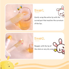 Load image into Gallery viewer, Kawaii Honey Peach Lip Oil Long Lasting Non-sticky Moisturizes Vitamin E Lip Tint Lip Plumper Lip Care Serum Lip Health Care
