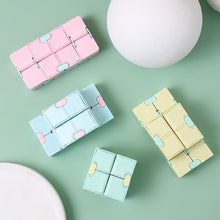 Load image into Gallery viewer, Infinity Fidget Cube for Children and Adults Stress Reliever Anxiety Relief Tool Hand Mini Toys Infinity Cube
