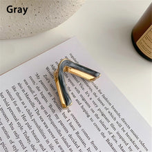 Load image into Gallery viewer, Retro Girl Triangle Clip Small Delicate Hair Clip Cute Temperament Hair Clip Hair Accessories
